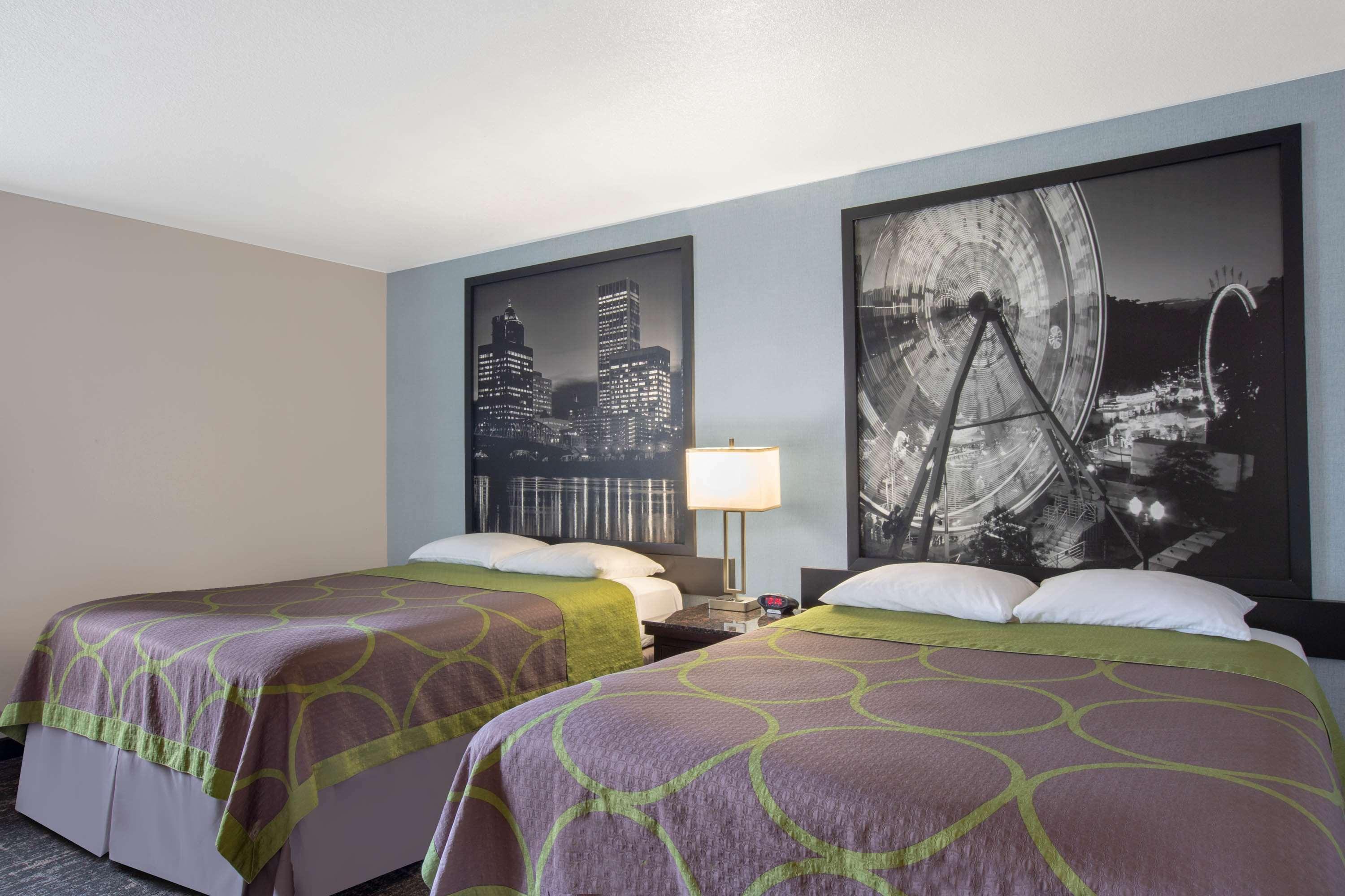 Gateway Inn & Suites Eugene-Спрингфилд Экстерьер фото